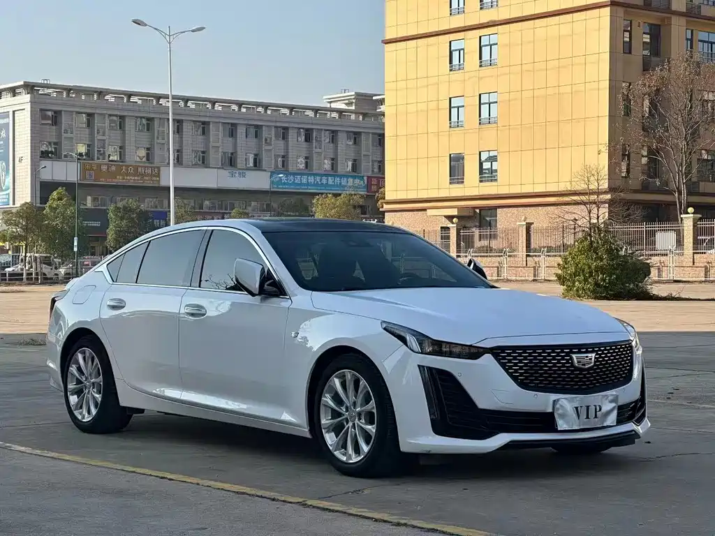 Cadillac CT5 28 T Luxury