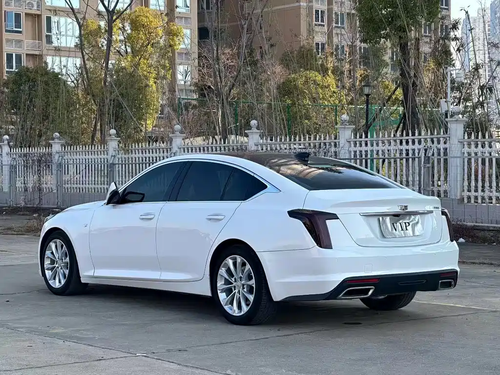 Cadillac CT5 28 T Luxury