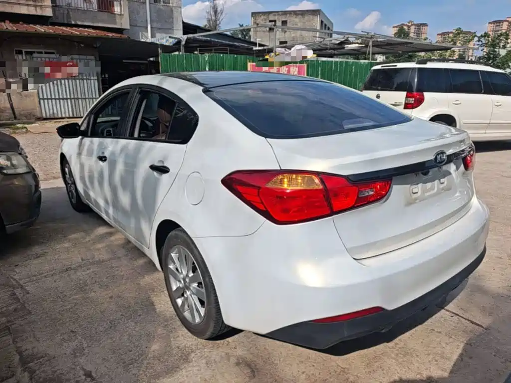 Kia K3 1.6 L Auto GLS
