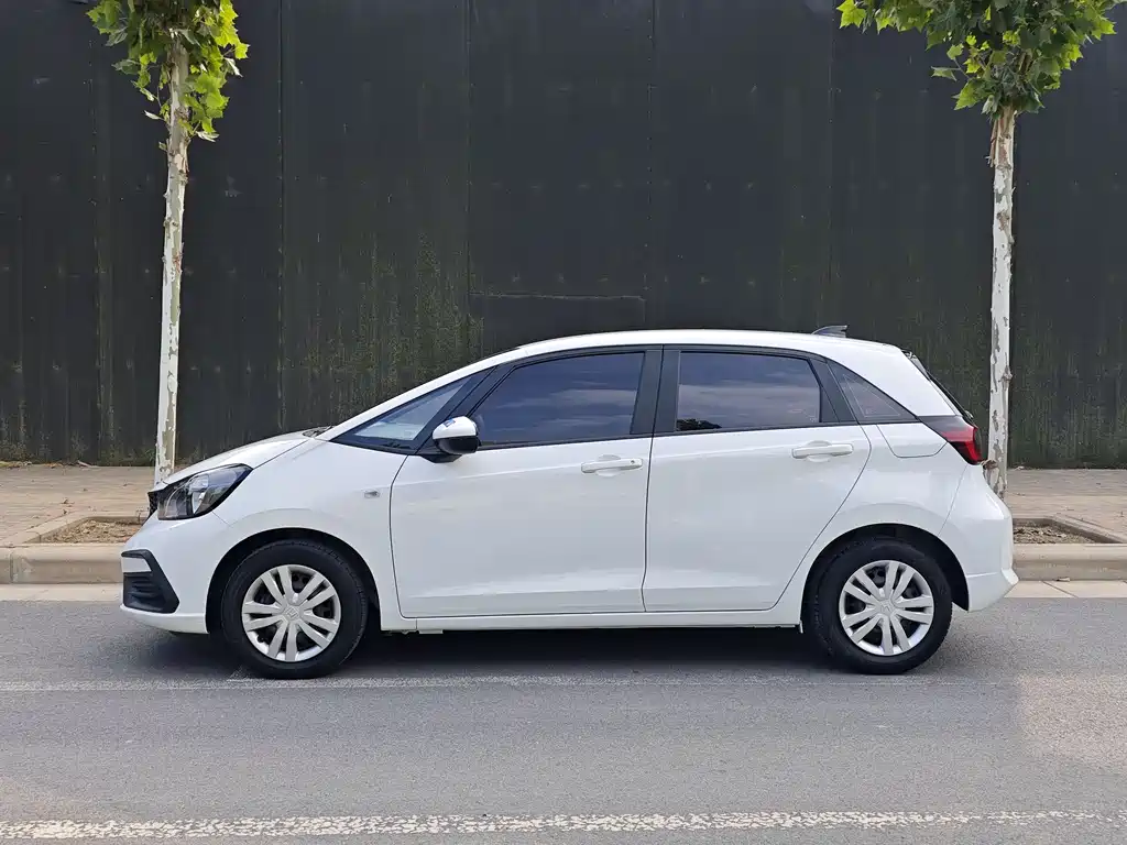 Fit 1.5 L CVT Trend Enjoyment