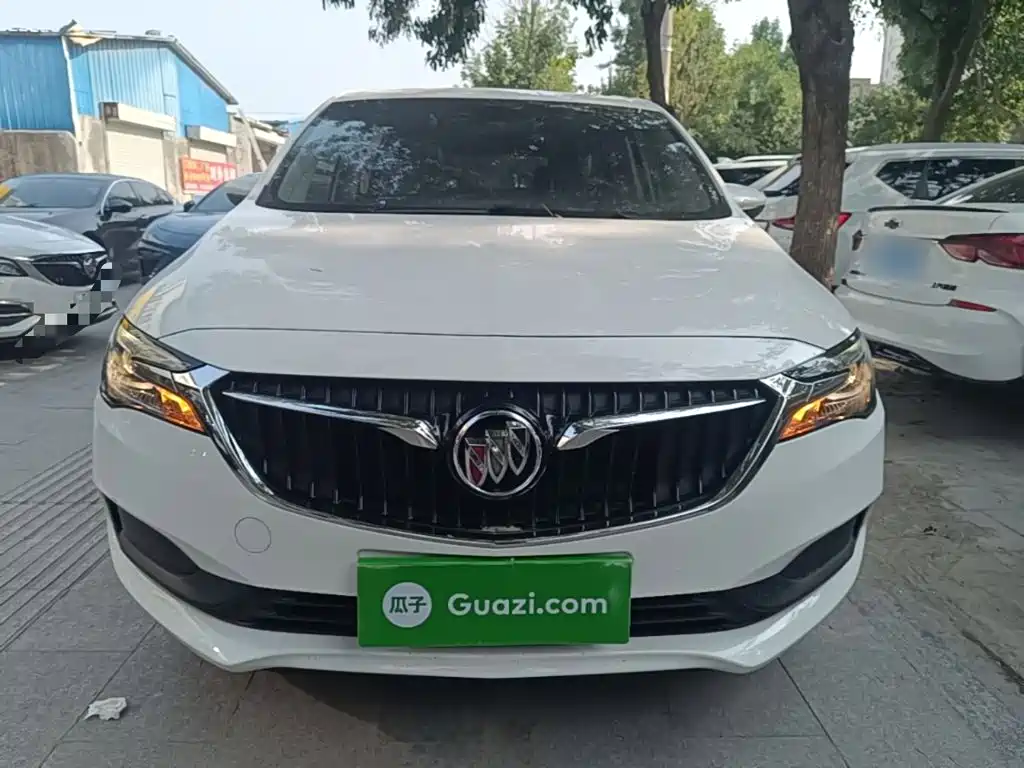 Buick GL6 18 T 6-seat Connected Luxury CN-VI