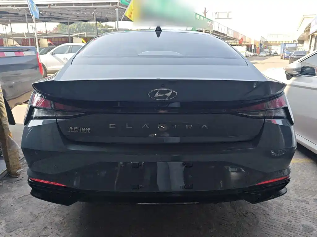 Elantra 1.5 L CVT GLX Elite