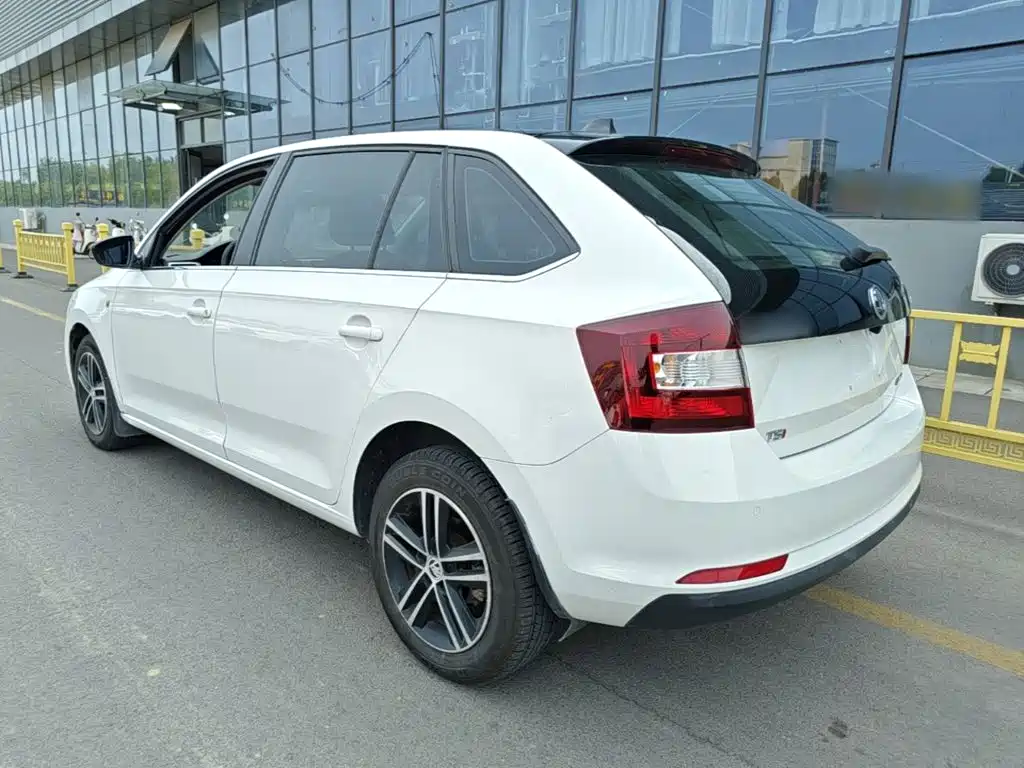 Rapid Spaceback 昕动 2014款 1.4 TSI DSG舒享版