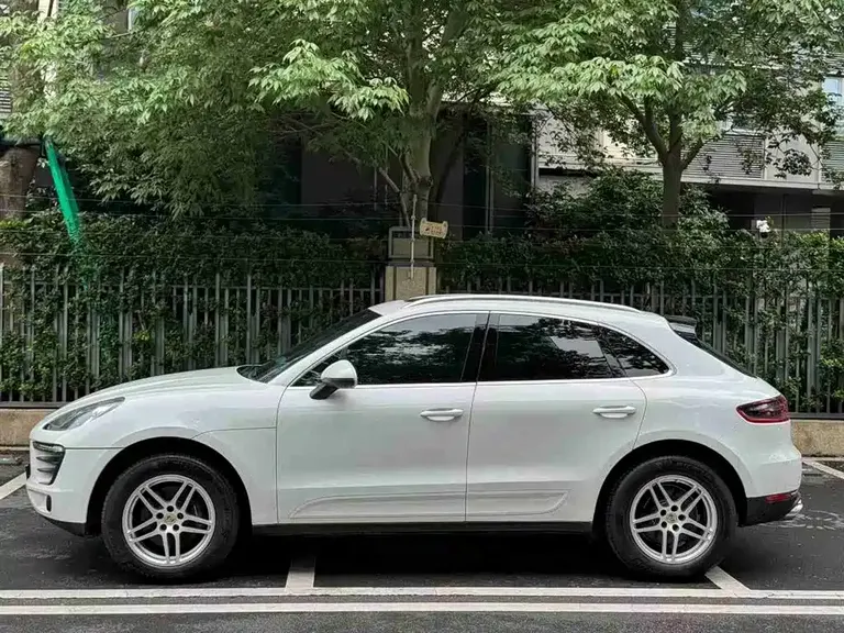 Porsche Macan Macan 2.0 T