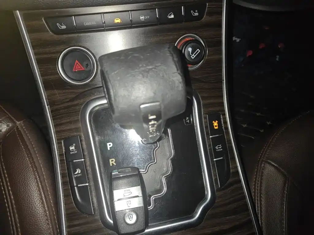 Landwind X7 2.0 T Panoramic Flagship