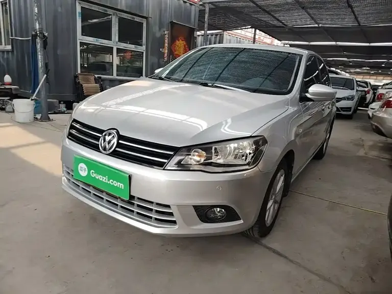 Volkswagen Jetta 1.4 L Manual Comfort