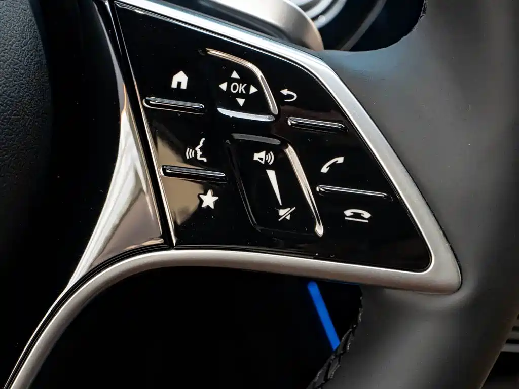 Mercedes-Benz E-Class Facelift E 300 L Luxury
