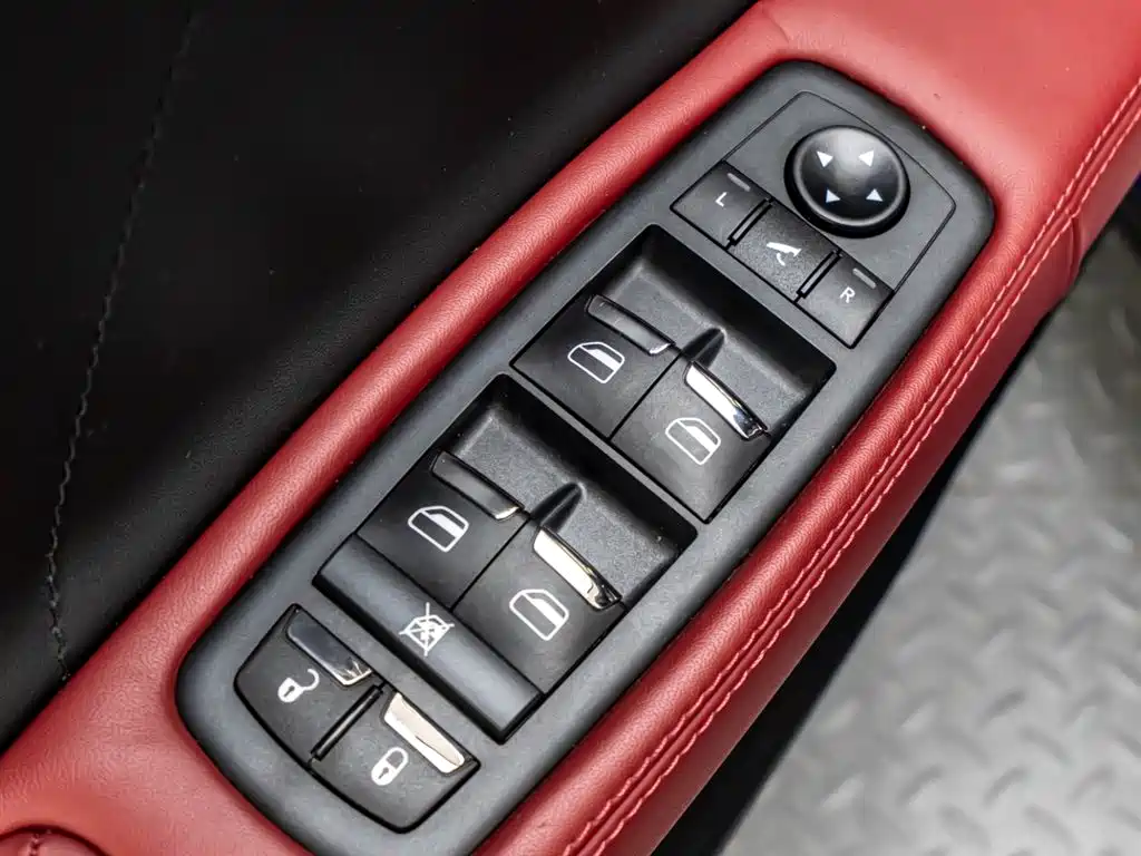 Ghibli 2.0 T Sharp Edge