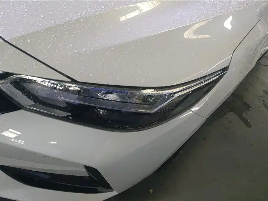 Sylphy 1.6 L XL CVT Joy