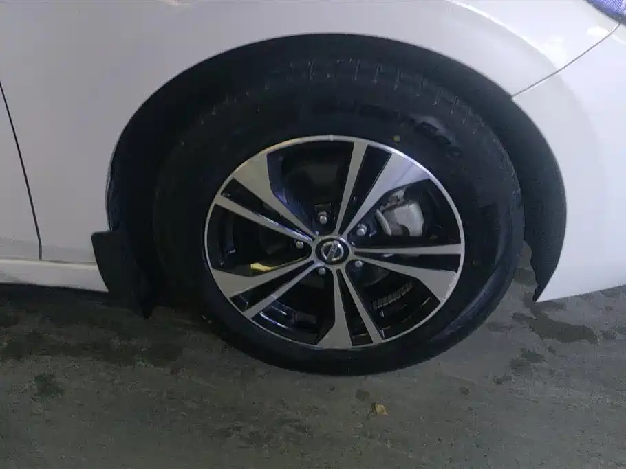 Sylphy 1.6 L XL CVT Joy