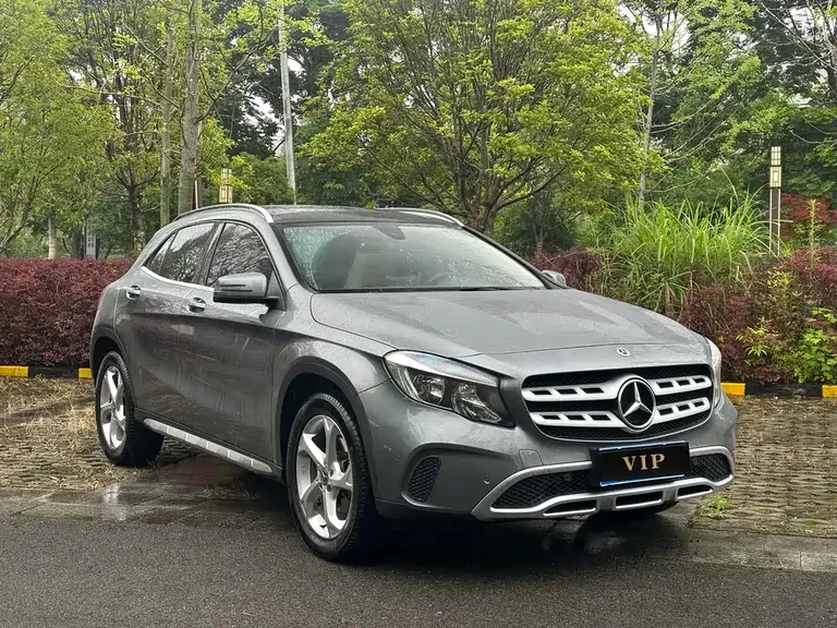 Mercedes-Benz GLA GLA 200 Dynamic