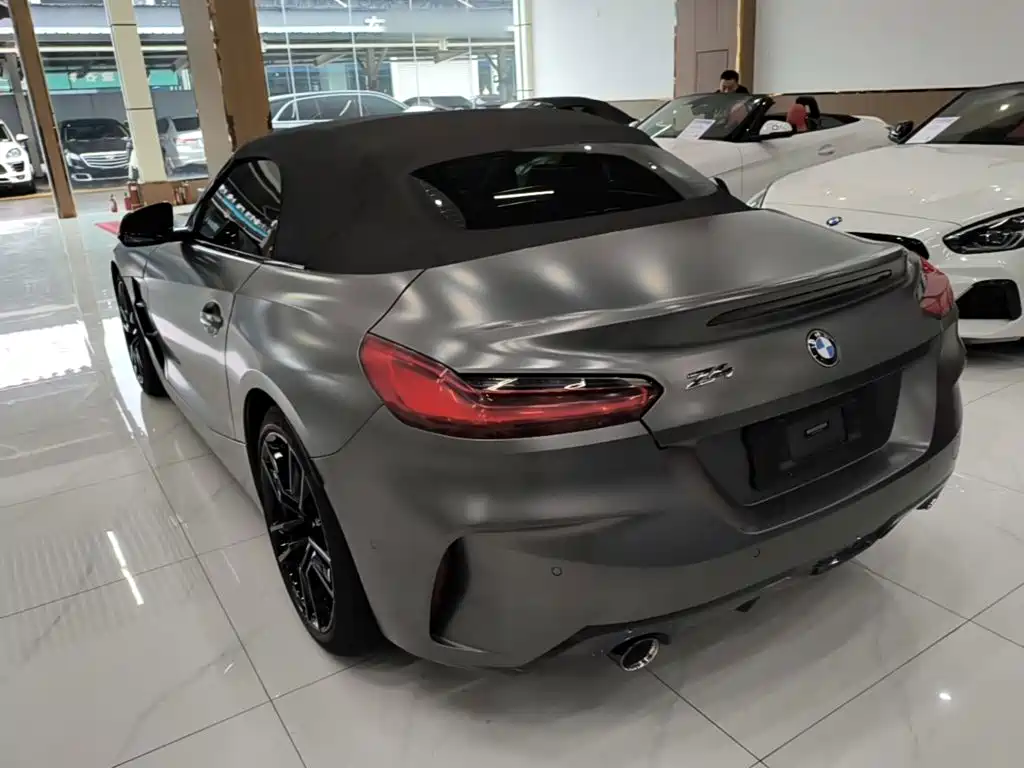 BMW Z4 sDrive 25 i Silver Frost Limited