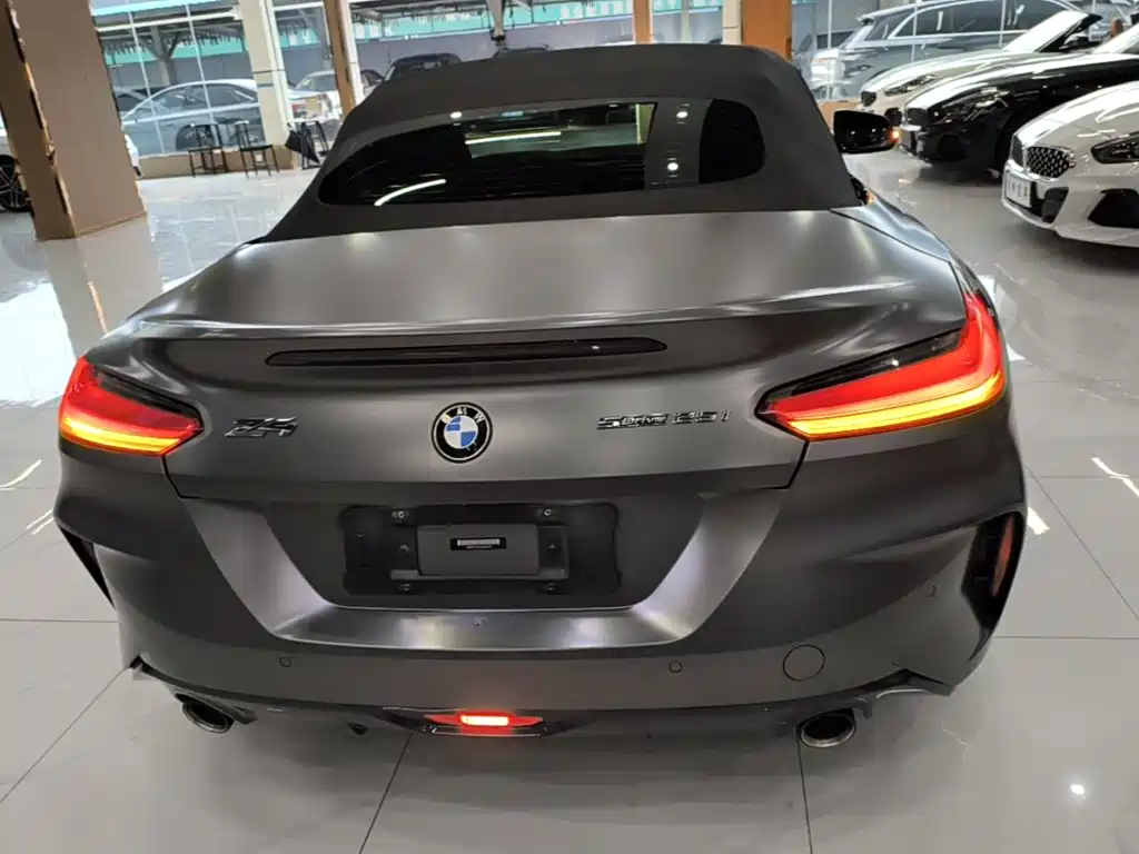 BMW Z4 sDrive 25 i Silver Frost Limited