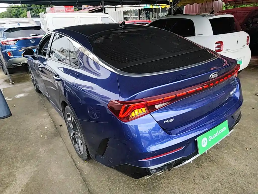 Kia K5 380 T GT-Line Flagship