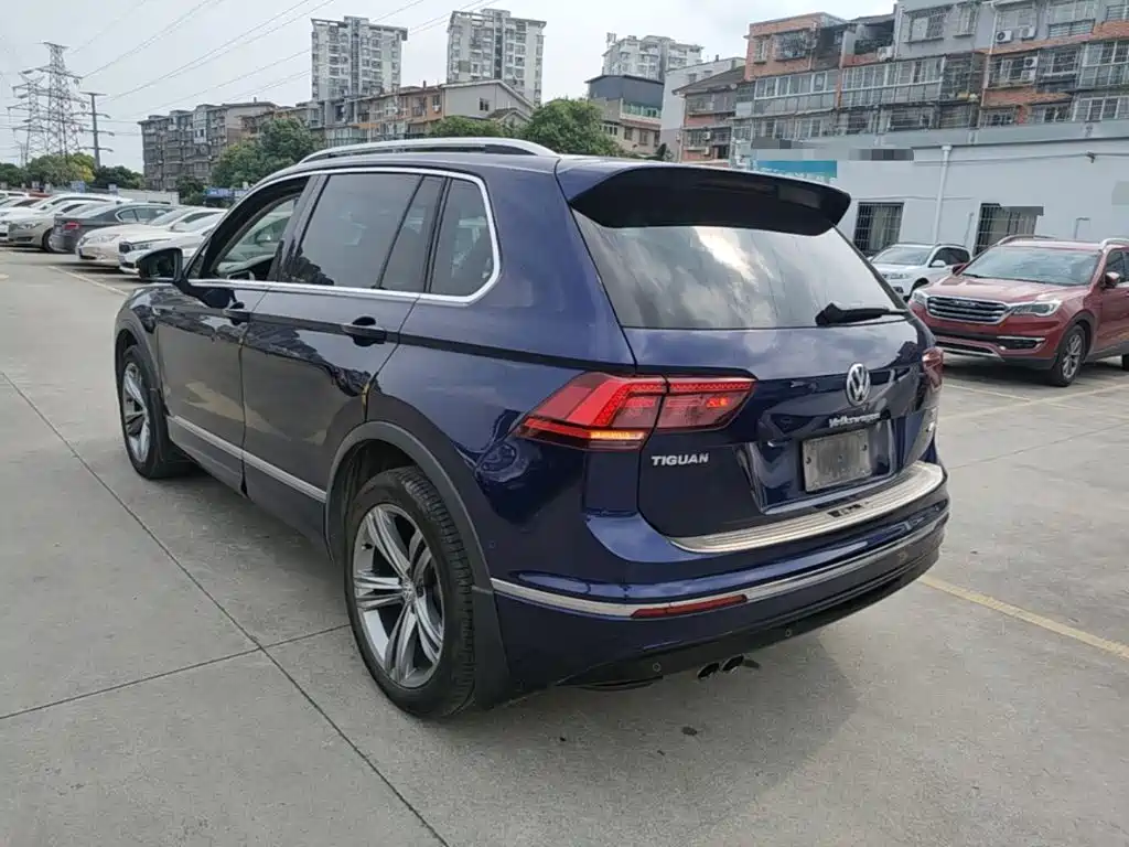 Tiguan 330 TSI 4 WD High Config