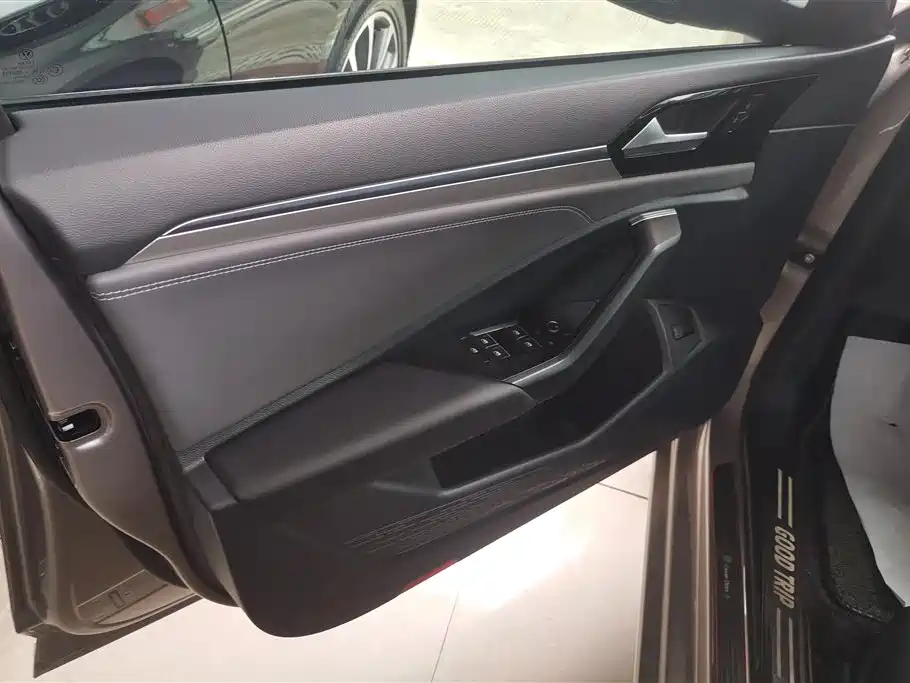 Sagitar 280 TSI DSG Comfort CN-VI