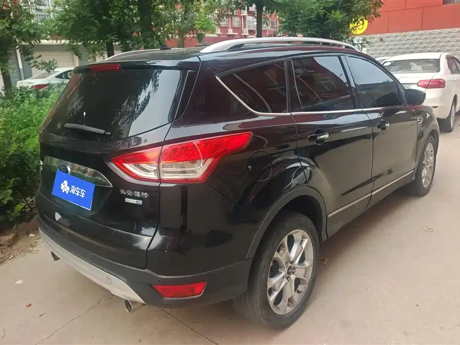 Kuga 2.0 L GTDi 4 WD Elite