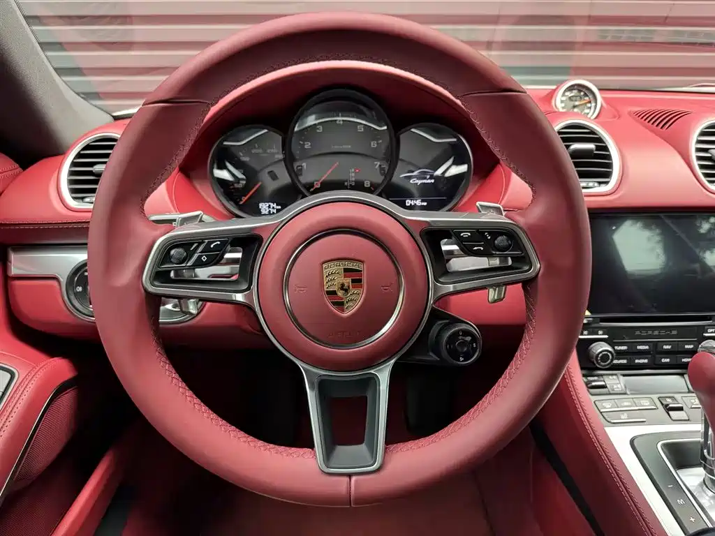 Porsche 718 Cayman 2.0 T