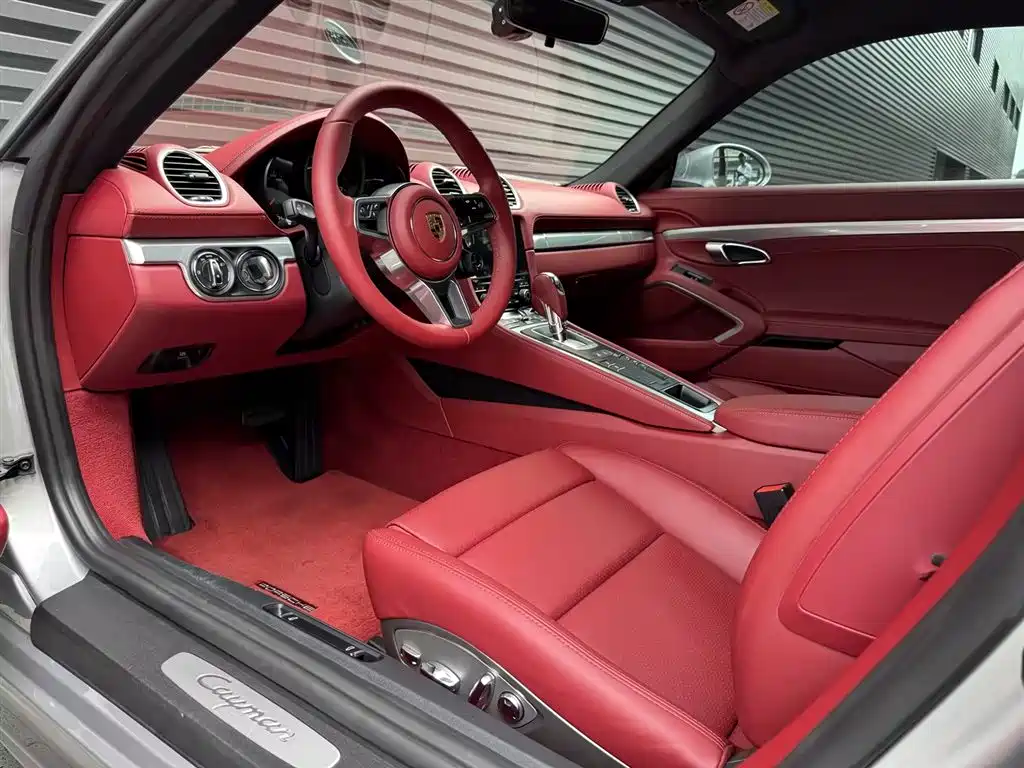 Porsche 718 Cayman 2.0 T