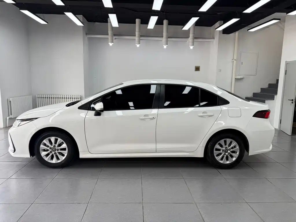 Corolla 1.5 L Pioneer