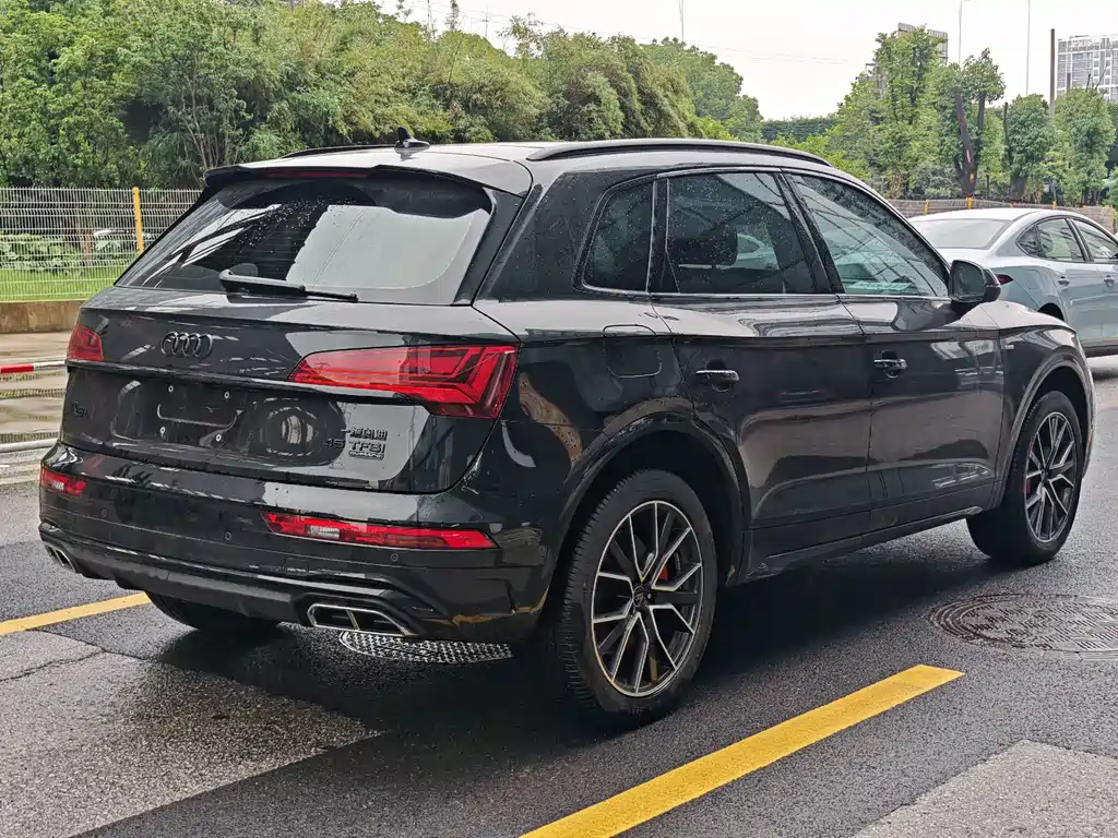 Audi Q5 L 45 Anniversary Collector 45 TFSI Luxury Dynamic