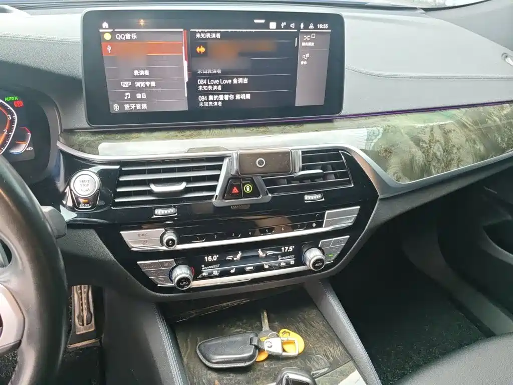 BMW 6 Series GT 630 i M Sport Premium Enjoyment Package