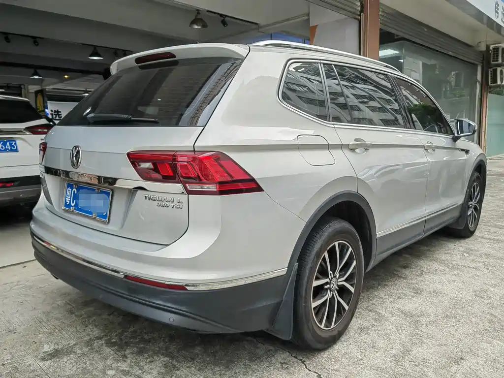 Tiguan L 330 TSI Auto 2 WD Luxury