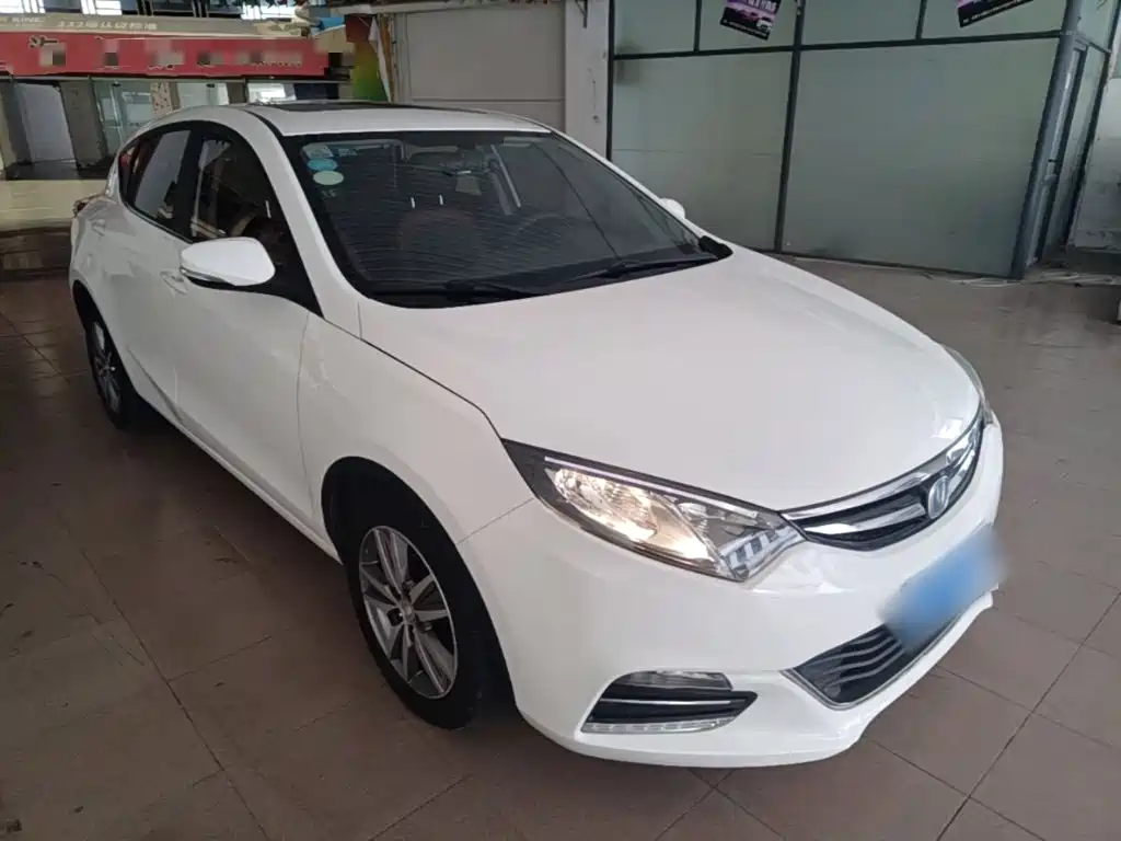 Eado XT 1.6 L Auto Handsome Cool