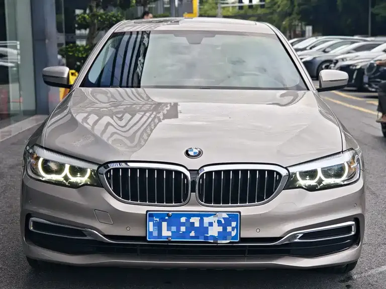 BMW 5 Series 525 Li Luxury Package