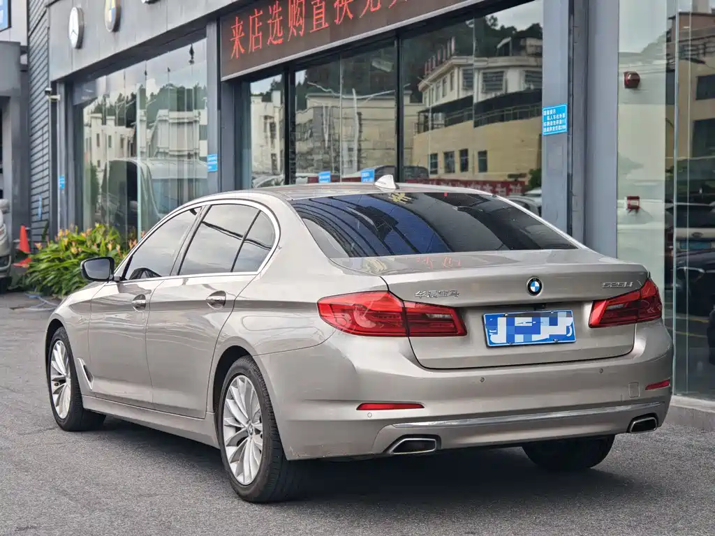 BMW 5 Series 525 Li Luxury Package