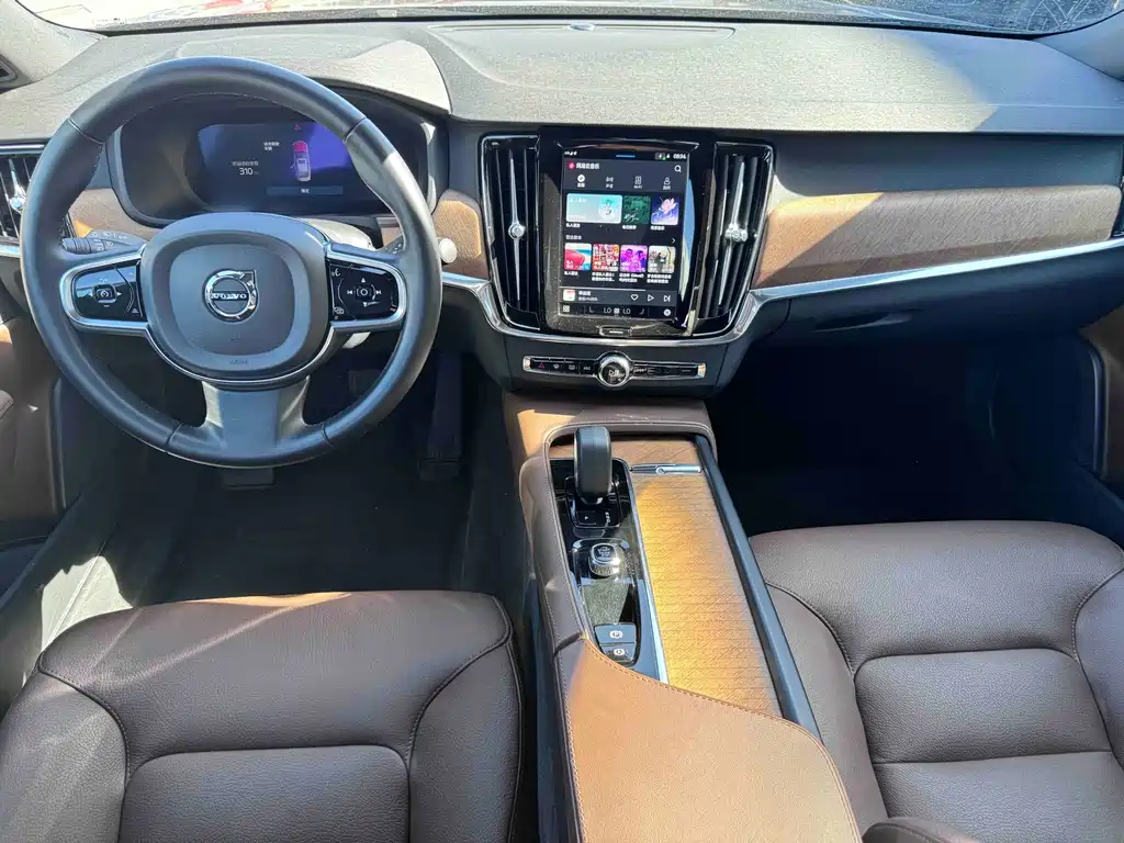 Volvo S90 B5 Smart Ease Luxury