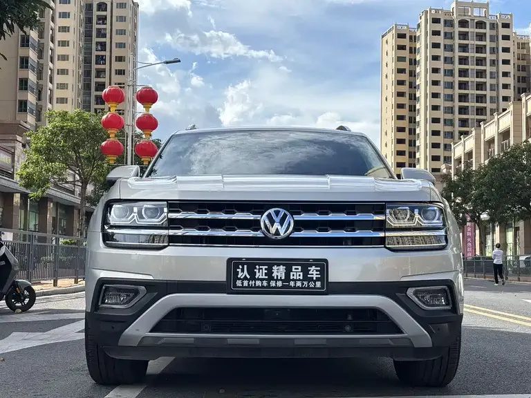 Volkswagen Teramont 380 TSI 4 WD Luxury CN-VI