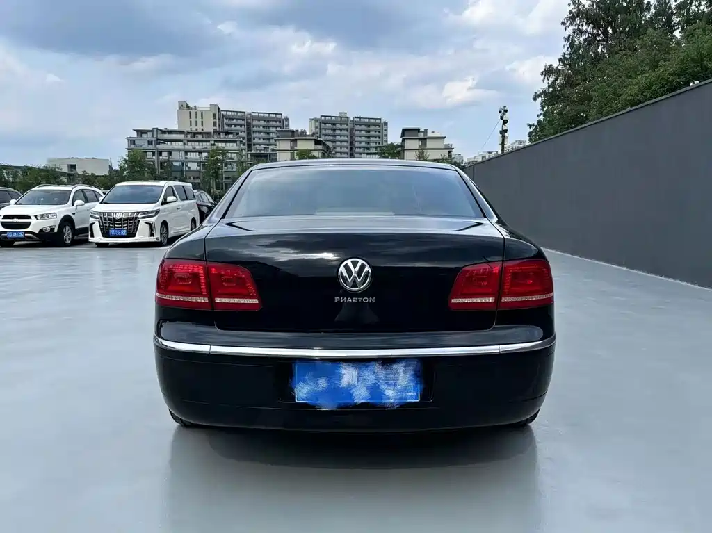 Phaeton 3.6 L V6 5-seat Extended Individual