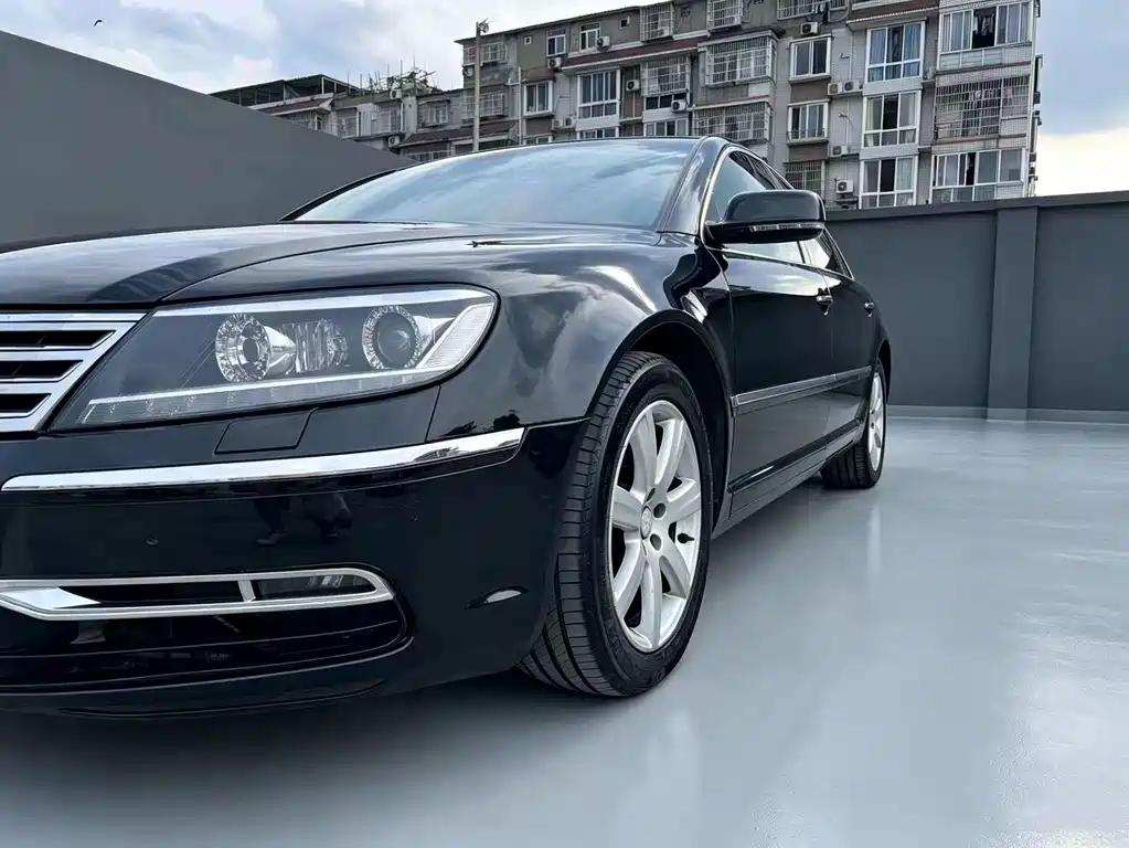 Phaeton 3.6 L V6 5-seat Extended Individual