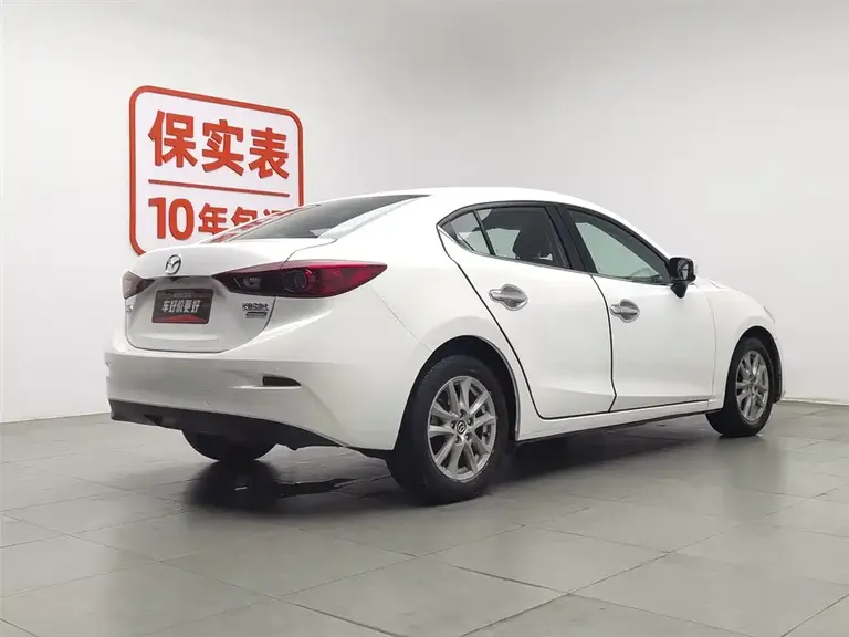 Mazda 3 Axela Sedan 1.5 L Auto Luxury