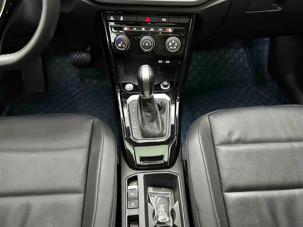 T-ROC 280 TSI DSG 2 WD Comfort Enjoyment PLUS