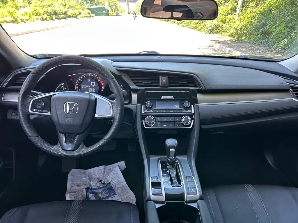 Civic 180 TURBO CVT Comfort
