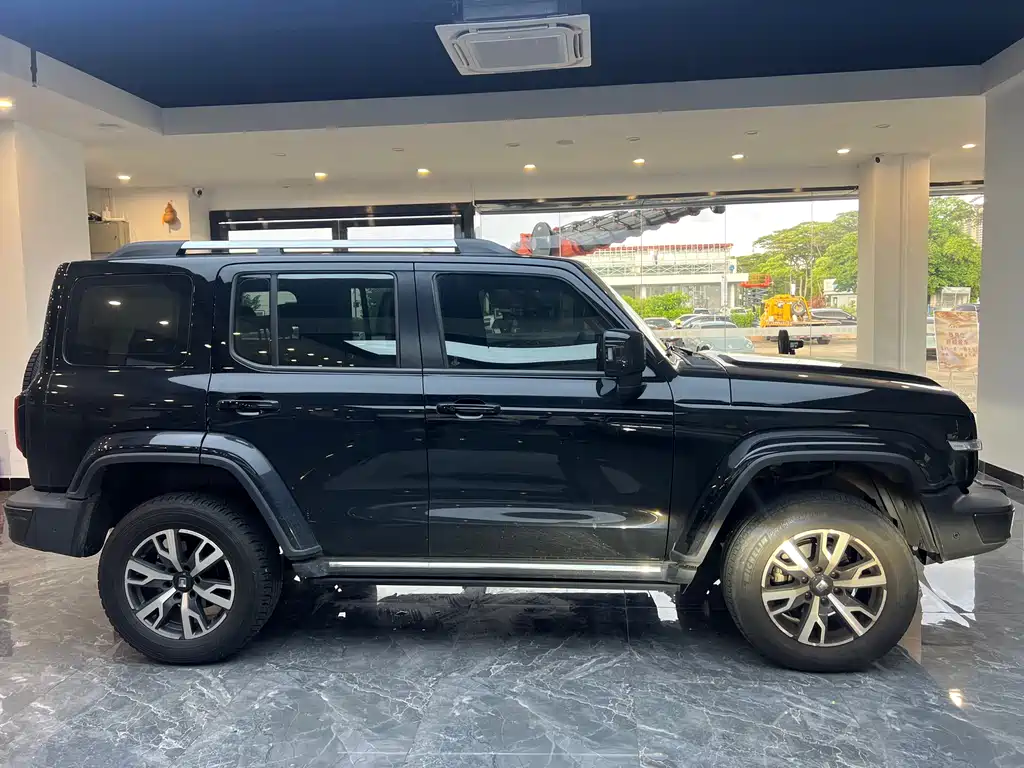 Tank 300 City 2.0 T Very