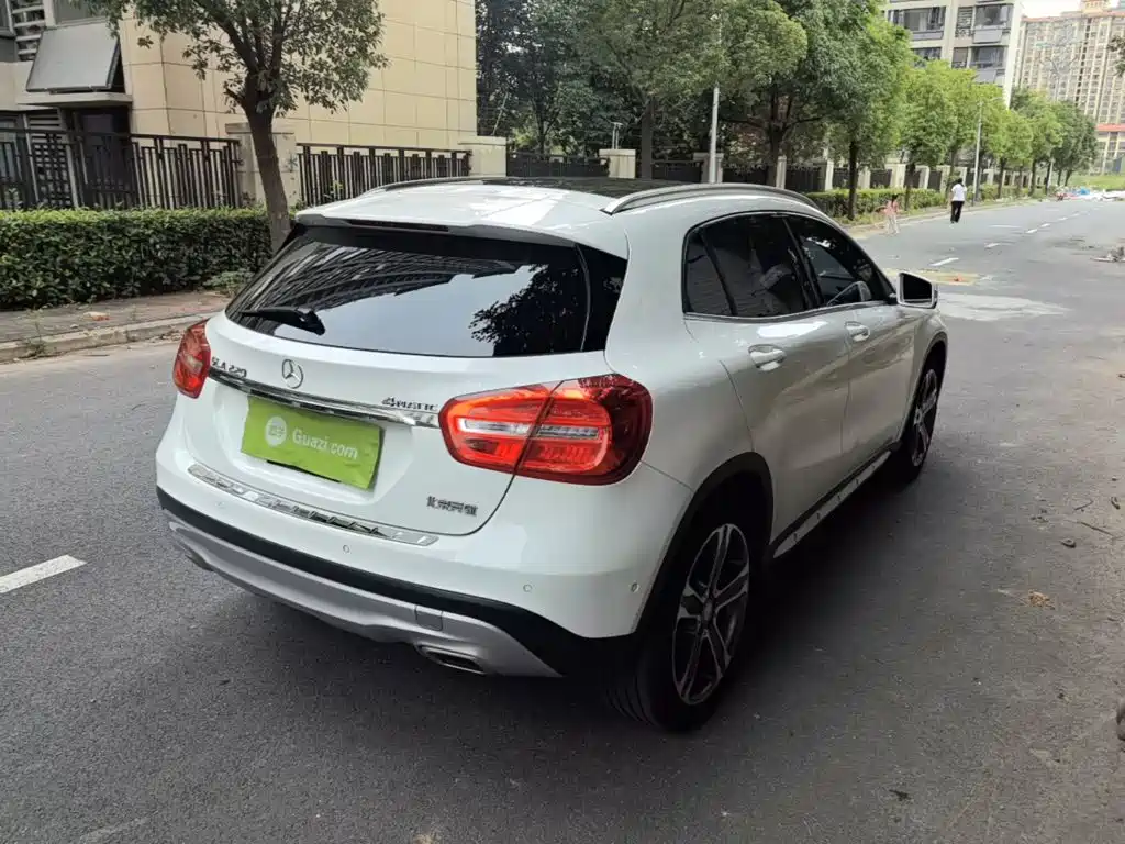 Mercedes-Benz GLA GLA 220 4 MATIC Luxury