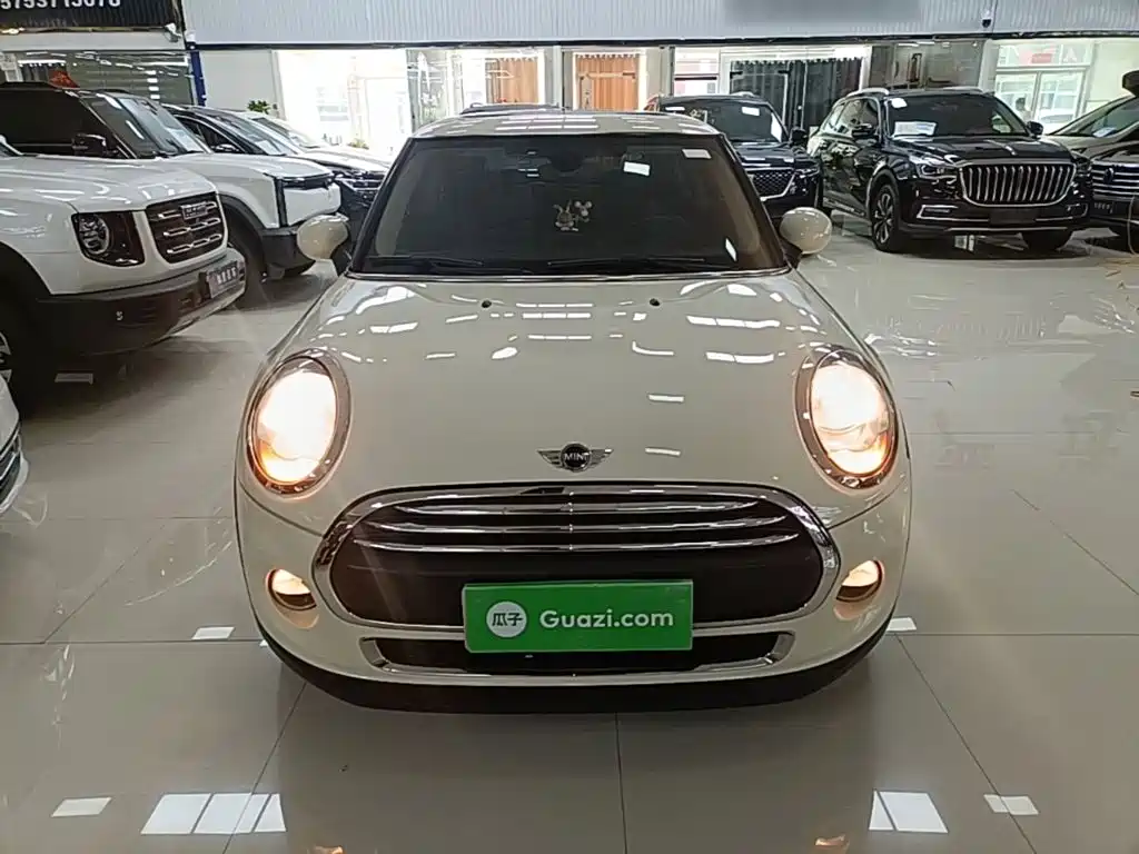 MINI 1.2 T ONE+