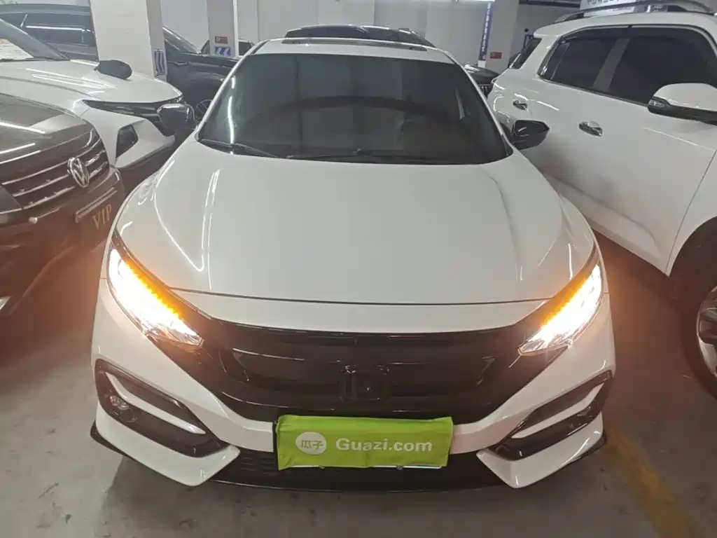 Civic HATCHBACK 220 TURBO CVT Trend Cool Control