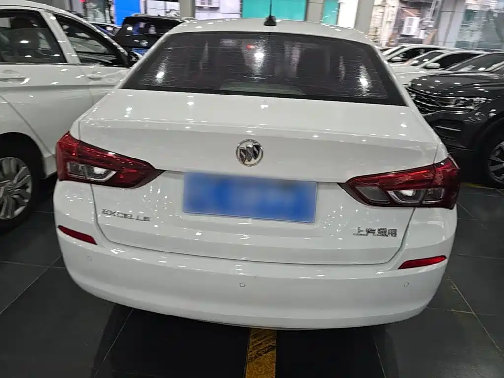 Excelle 15 N Manual Elite