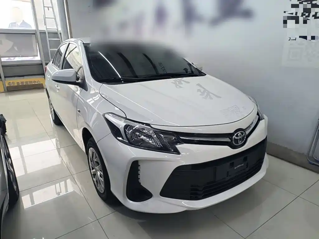 Vios 1.5 L CVT Smart Travel