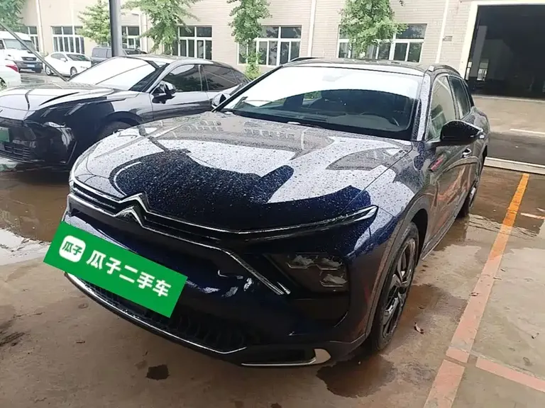Citroën C5 X 1.6 T Extraordinary Travel