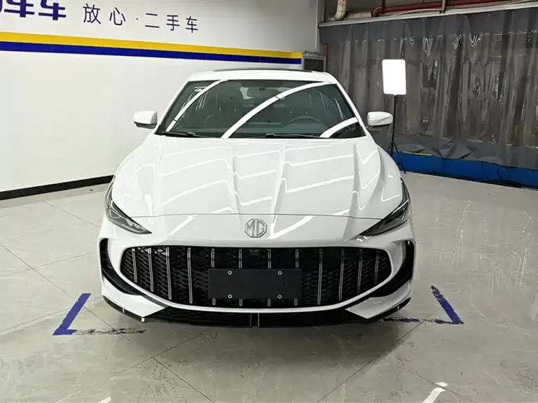 MG5 MG5 2025款 180 DVVT 全球豪华版