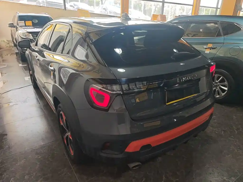 Lynk & Co 02 1.5 T DCT 2 WD Shine CN-VI