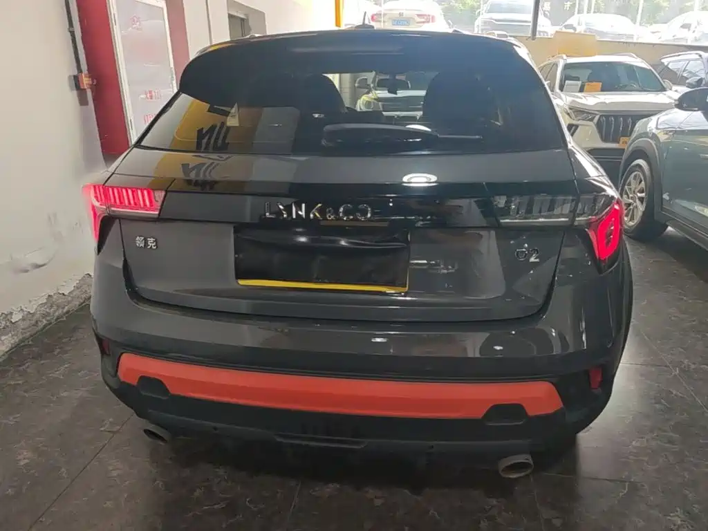 Lynk & Co 02 1.5 T DCT 2 WD Shine CN-VI