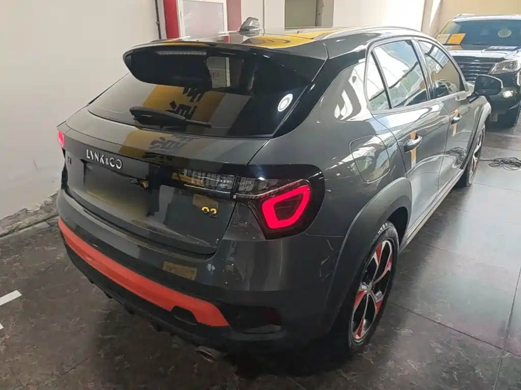 Lynk & Co 02 1.5 T DCT 2 WD Shine CN-VI