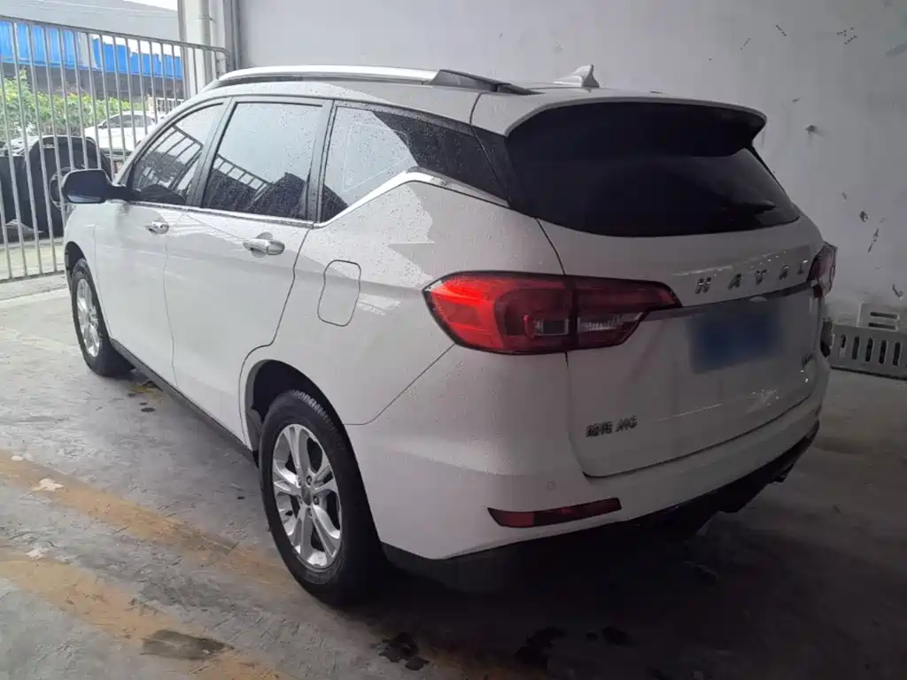 Haval M6 1.5 T Auto 2 WD Urban