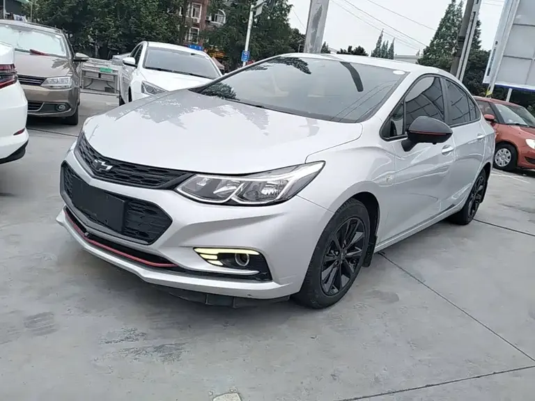 Chevrolet Cruze Redline 320 Auto Dazzle Sharp Urban